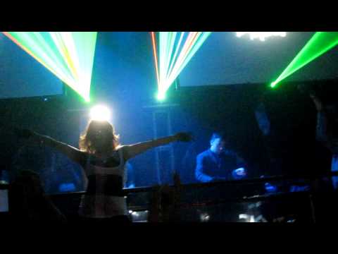 Show me love - Steve Angello, Sebastian Ingrosso live @Mansion / WMC2010