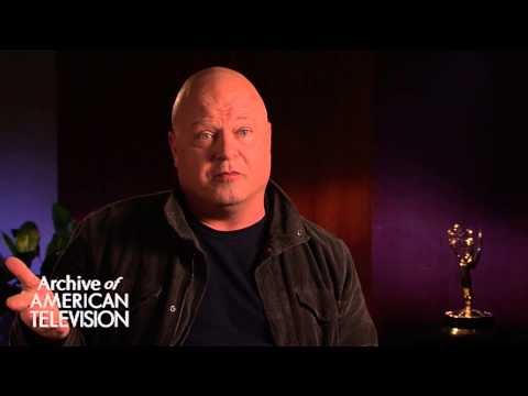 Michael Chiklis discusses playing John Belushi in Wired - EMMYTVLEGENDS.ORG