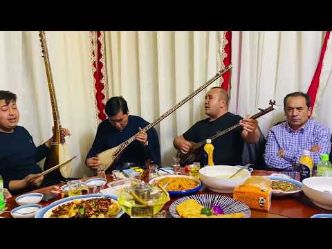 Quy piyalige chayni- El söygen naxshichi Senuber Tursun ijadiyiti