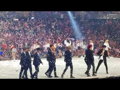 170819 [KCON LA] Ending Ceremony Day 1 (2/2)