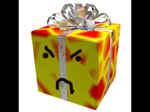 I Opened The Big Gift Box Roblox Disappointment - rogor davhakot roblox da avigot robux apphackzonecom