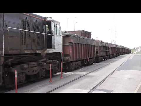 IE class 071 (081) + Tara Mines - Alexandra Road, Dublin