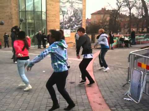 Da flow dansar på Idol audition 2011