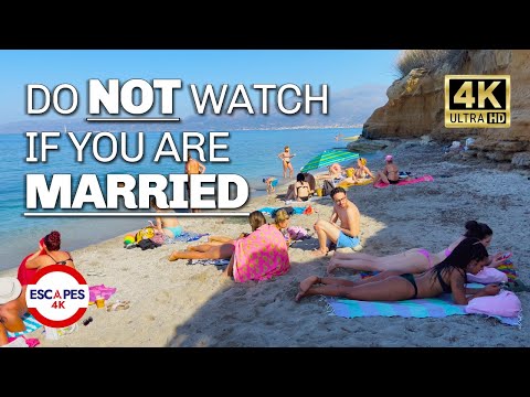 Escapes 4K and Beach Bikini Walks BBW