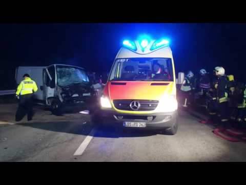 Hilfeleistung: VU-Klemm auf der BAB 13 - Bestensee - Mittenwalde am 19.10.2015