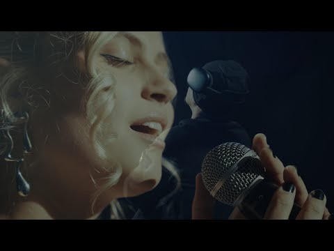 LBOY - Fotky feat. Bar Bee (Official Music Video)