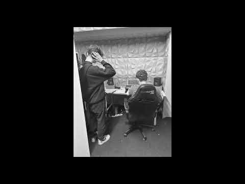 STRYJU X KL3MA - M4M WYJ3B4N3 (prod. GRRACZ)