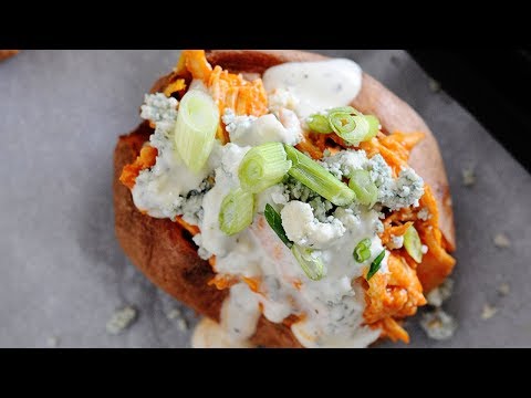 Buffalo Chicken Sweet Potatoes | Healthy Loaded Sweet Potatoes