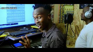 Brother from mambasa  reggae  music 🎶 Saviour bee on the beat