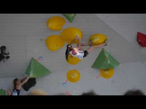 Lucka Rakovec - Qualification - Boulder 4 - IFSC World Cup Munich 2019 | 18.05.2019