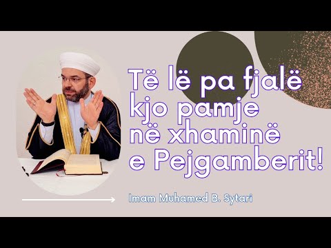 Të lë pa fjalë kjo pamje në xhaminë e të Dërguarit!