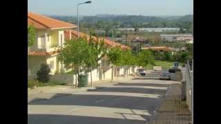 preview picture of video 'Urbanização Villas Mariana - Moradia de Luxo Isolada, Coimbra'