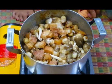 Braised Bacon With Mushroom - Yummy And Simple Cooking - Asian Food Video