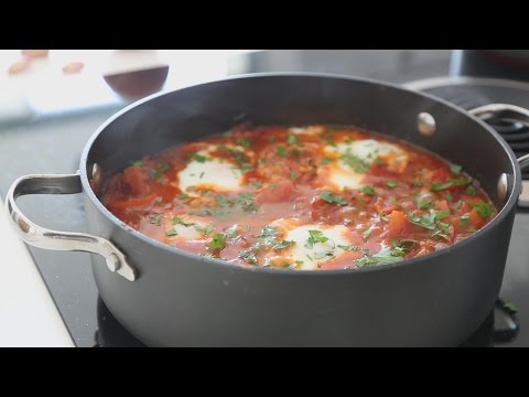 How to make Israeli shakshuka