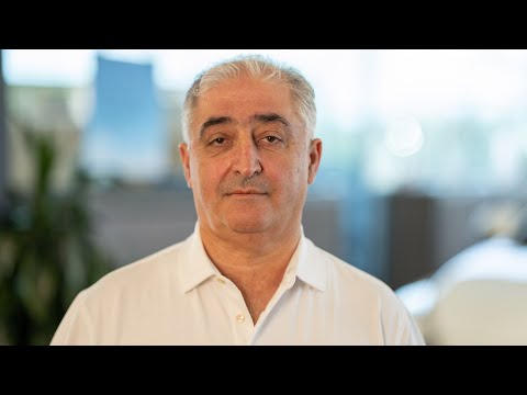 Sales & Leasing Consultant Nader Amirkabrian