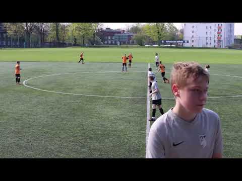 2022.04.28- kolejka 06 - (III liga, C2) - Gwarek Zabrze - UKS Trampkarz 22 Zabrze (II połowa)