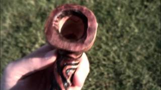 preview picture of video 'Handcrafted Churchwarden Pipe - My First and not Last'
