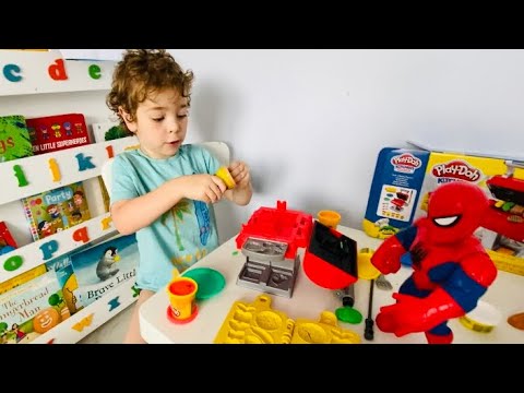 Superheroes have Dinner | Play Doh Pretend Play with Kitchen Creations Grill ‘n’ Stamp