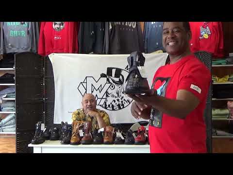 Mauri's Shoes Returns! : Mac & Wise Podcast