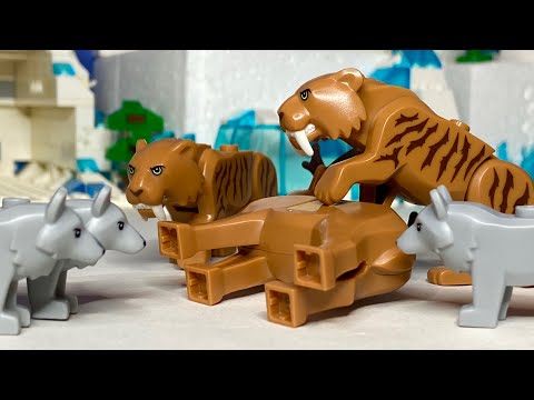 LEGO Titans of the Ice Age - Saber-Toothed Tigers vs Dire Wolves