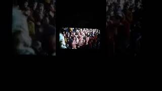 A film végén Emilia és a csapat jók voltak