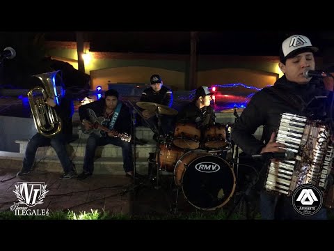 Los Nuevos Ilegales- El Corrido De Mariano (Video de Grabaciones En Vivo 2016)