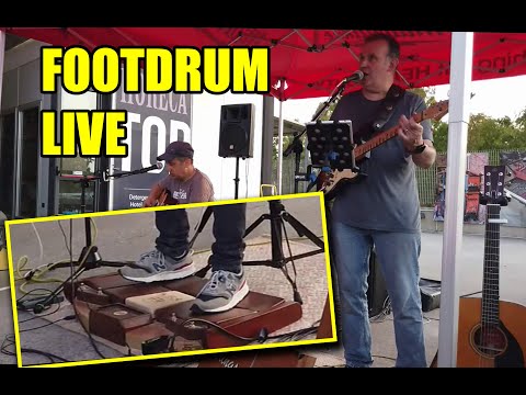 Foot Drum Live - "Walk of life" by Dire Straits  played with FLOORDRUM in Guitar Duo