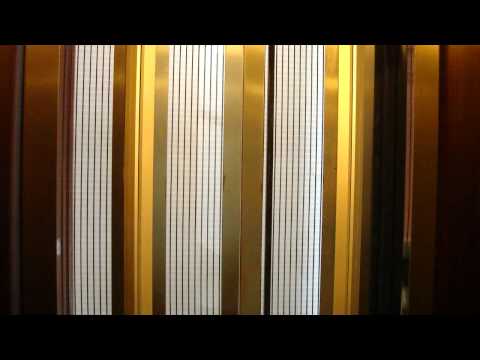 St Eriks Hiss BD-Traction Elevator @ Frejgatan 4, Stockholm, Sweden!