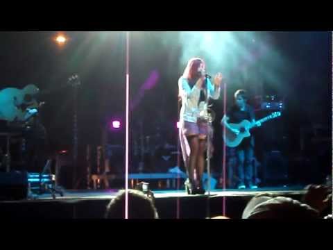 Ewa Farna - Bez Ciebie (ESKALATOR) HD