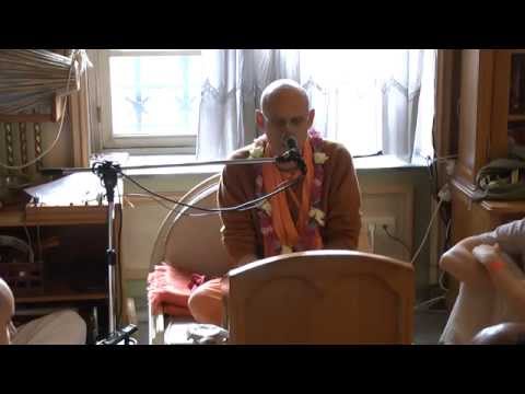 VP KKS 2015 08 - HH Kadamba Kanana Swami - CC Madhya 24.124, 26.04.2015