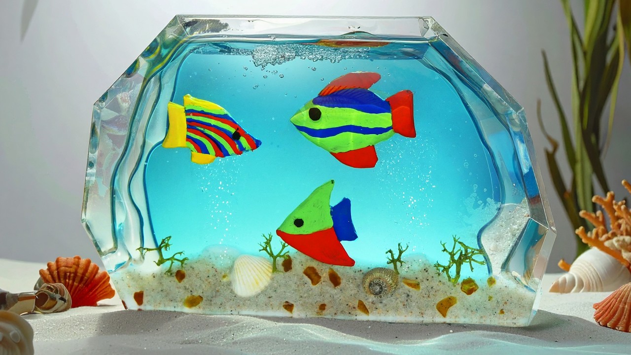 Miniature Aquarium Diorama with Epoxy Resin