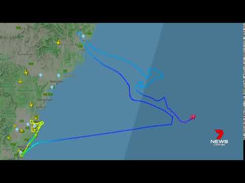 Qantas’ last 747 leaves Australia by creating flying kangaroo logo in sky