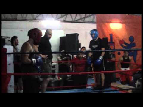 primer exibicion boxeo Ivan
