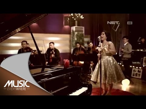 Memes ft Tristan Juliano - Janji Hati - Music Everywhere