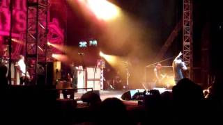 Dropkick Murphys - &quot;Barroom Hero&quot; (feat. Mike McColgan) Fenway Park, Boston MA 9/8/11 [720p HD]