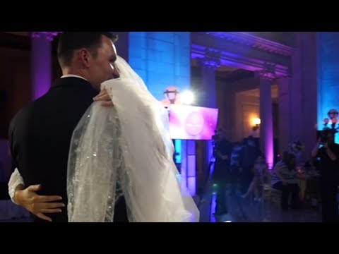 The wedding is interrupted - then the bride bursts into tears