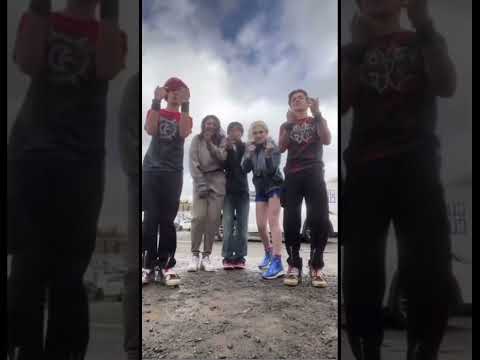 Z4 cast dancing #zombies4 #disney