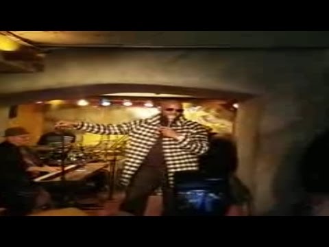 CLASSIC! DRUNKEN R Kelly Freestyles a New Song on stage at Ashford & Simpson Sugar Bar Nyc