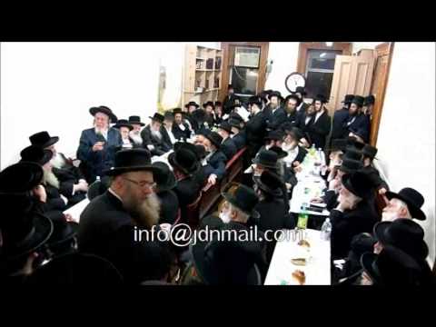 Stropkov Rebbe Commemorating His Father's Yahrtzeit In Williamsburg - Iyar  5774