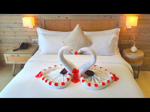 , title : 'Romantic Bedroom Decorations || swan towel art || #arlove106'