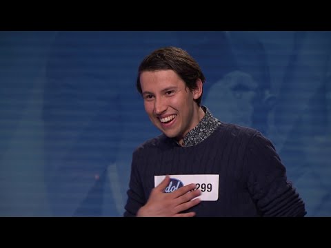 Dansshow när Beiron Hallberg intar juryrummet i Idol 2019  - Idol Sverige (TV4)