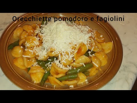 Orecchiette pomodoro fresco fagiolini e cacio ricotta