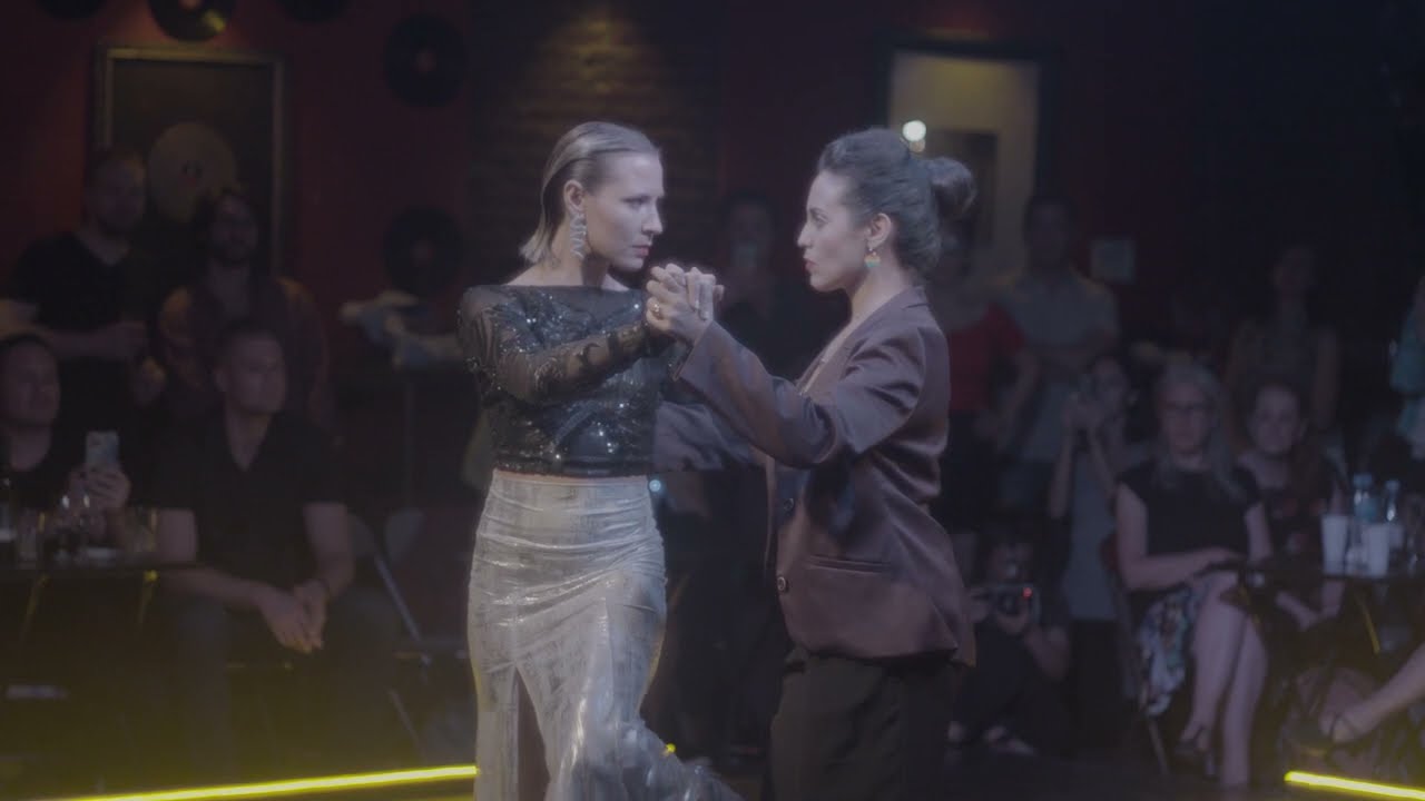 Anahí Carballo y Natalia Fures "Será una noche" Eliana Sosa y Sinergia Tanguera