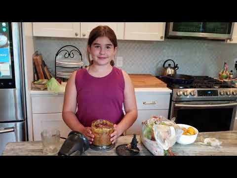 My worms feeding routine | what you should feed your worms