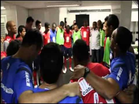 Capitão Titi Motivando o Grupo do Esquadrão ( Santos 1 x 3 Bahia )