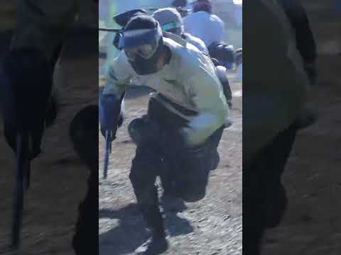 Watch a pro paintball player diving into his bunker off the break