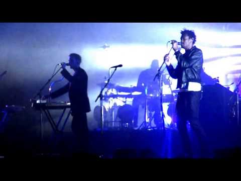 Massive Attack Live in Marseille, France 18-11-2009 [720p]