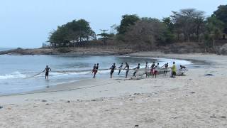 preview picture of video 'Lumley Beach, Tuesday, Freetown Sierra Leone (1)'