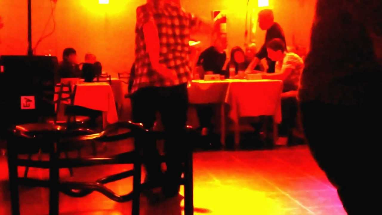 Tammy y David bailando en La Viruta