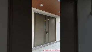 บานเปิดคู่แบบทึบมีช่องแสงในตัวพร้อมแปะลูกฟัก